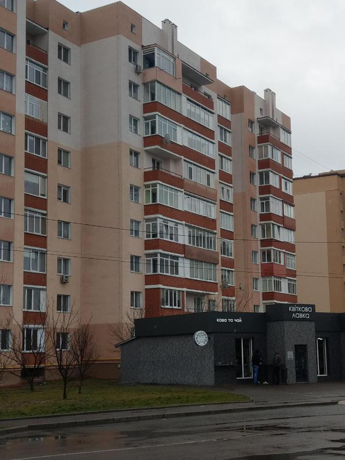однокімнатна квартира в новобудові по Мельника Ровно Экстерьер фото