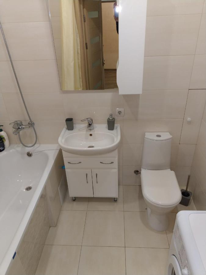 однокімнатна квартира в новобудові по Мельника Ровно Экстерьер фото